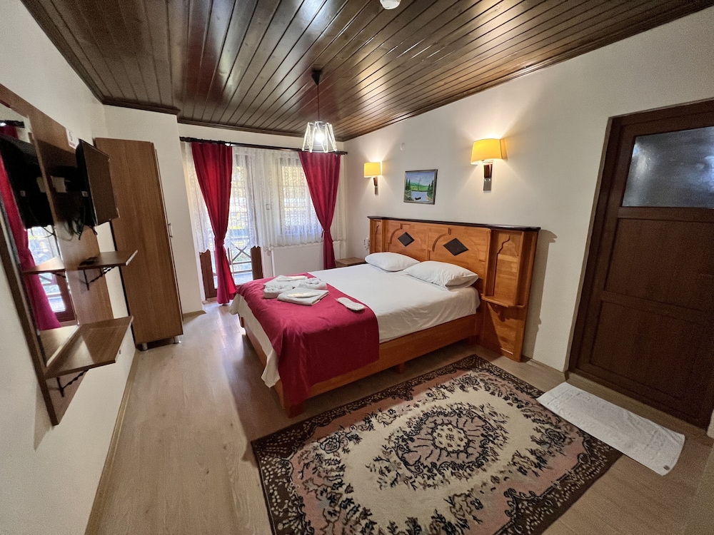 abant dort mevsim konagi