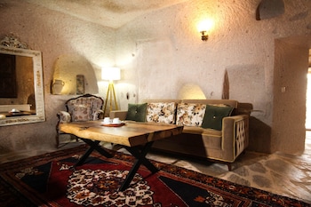 valley inn cave hotel