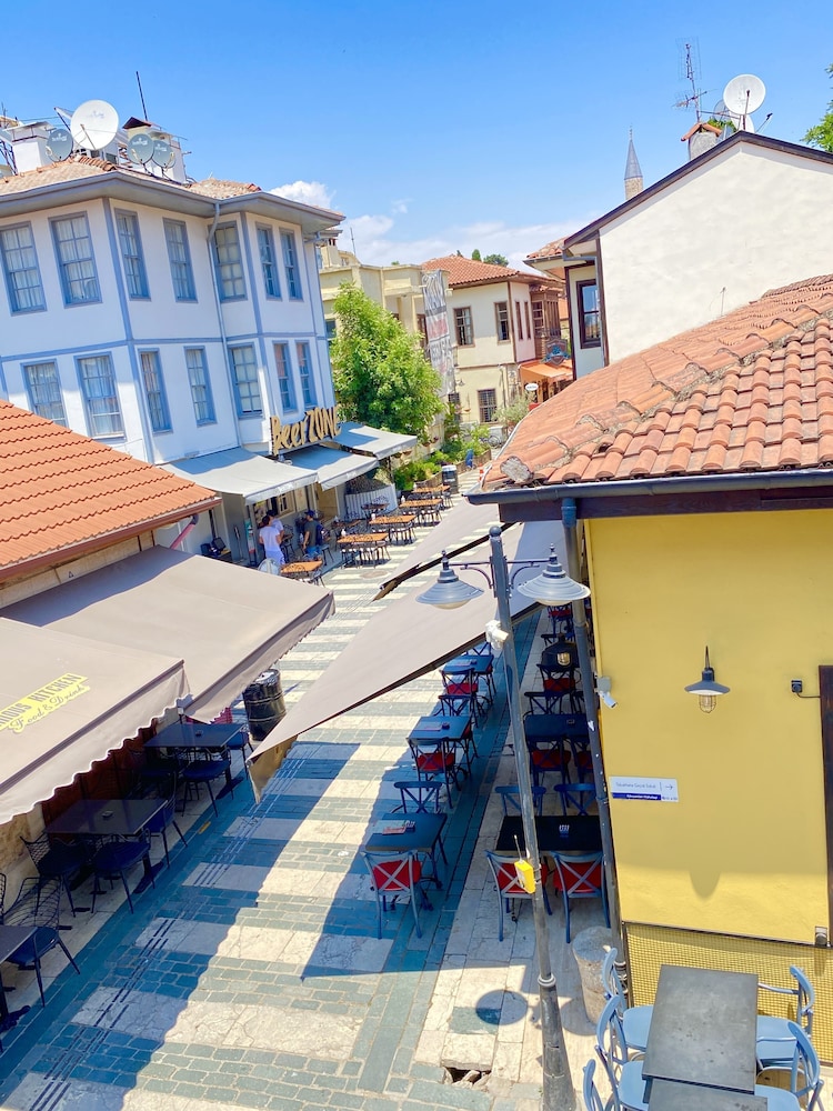 kervan hotel