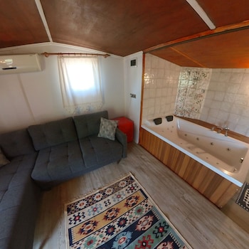azmakbasi camping