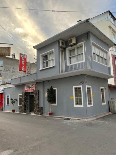 Ersoy Efe Pansiyon,Muratpasa Mahallesi, 562. Sk. No 13,2 star