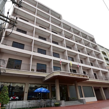 dynasty inn pattaya