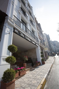 the white orient hotel