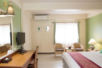 s lodge formally known as sabai lodge