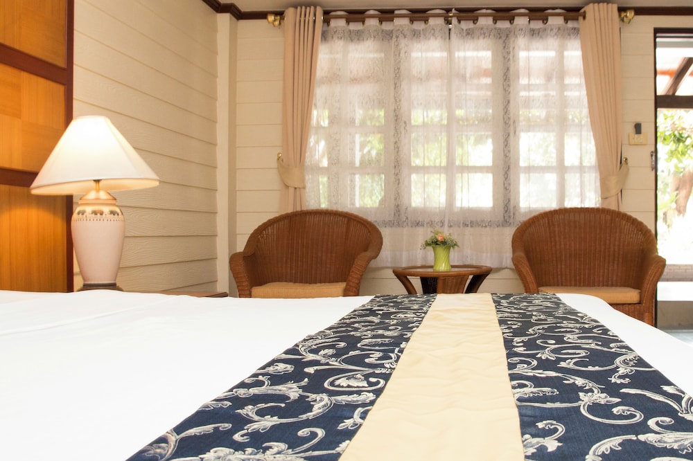 s lodge formally known as sabai lodge