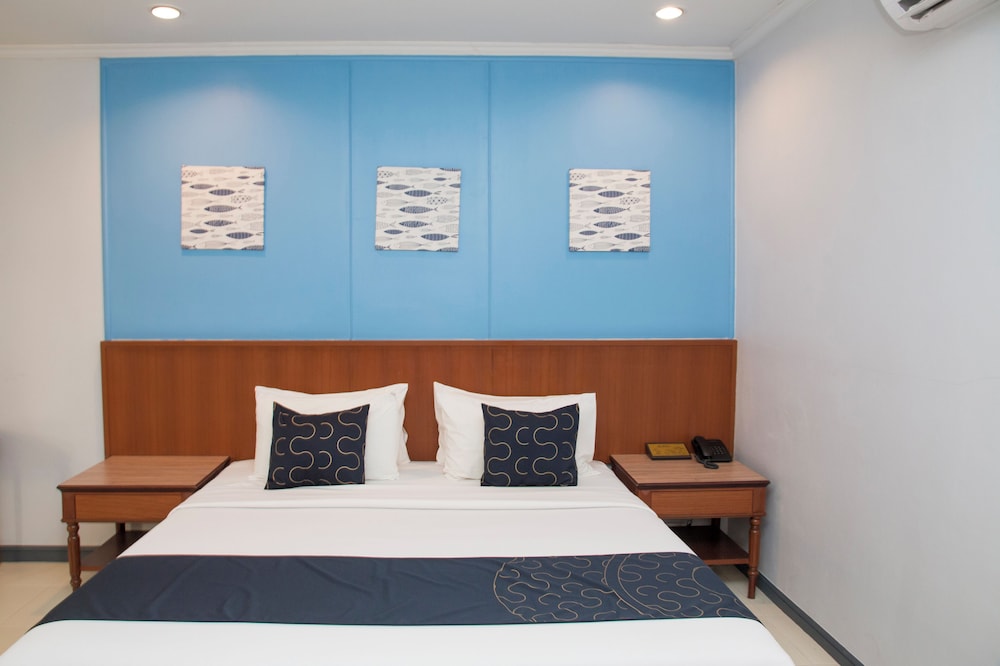 s lodge formally known as sabai lodge