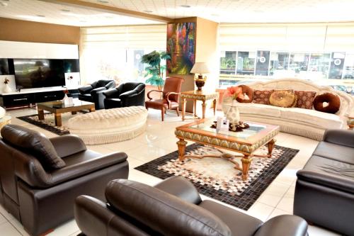 business grand hotel