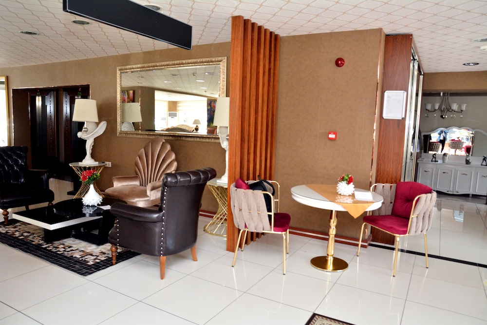 business grand hotel