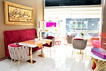 business grand hotel