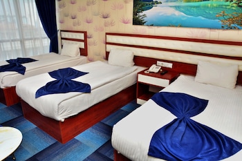 business grand hotel