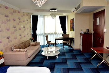 business grand hotel