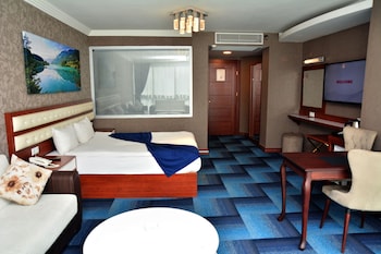 business grand hotel