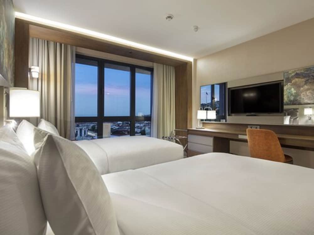 hilton garden inn yalova