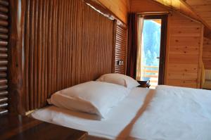 inan kardesler hotel