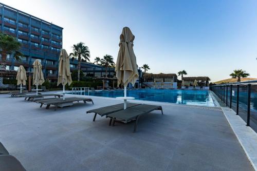 the nowness luxury hotel and spa adulty only