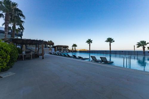 the nowness luxury hotel and spa adulty only