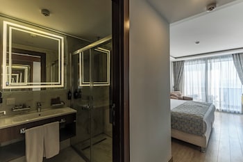 the nowness luxury hotel and spa adulty only