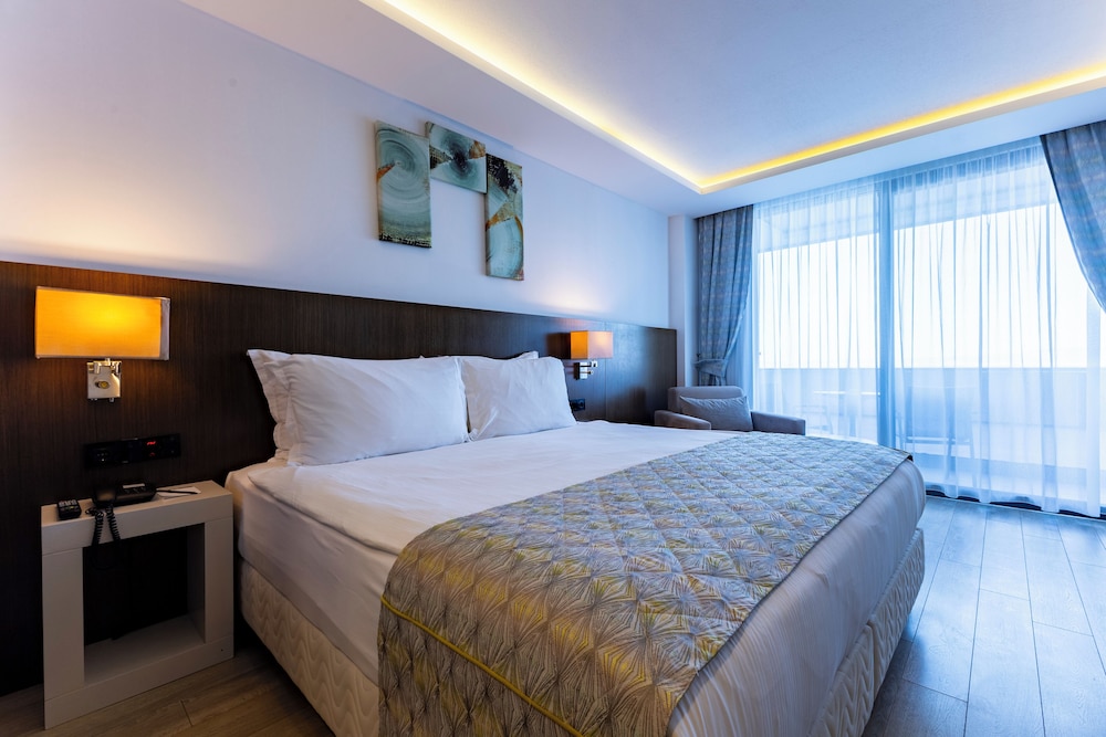 the nowness luxury hotel and spa adulty only