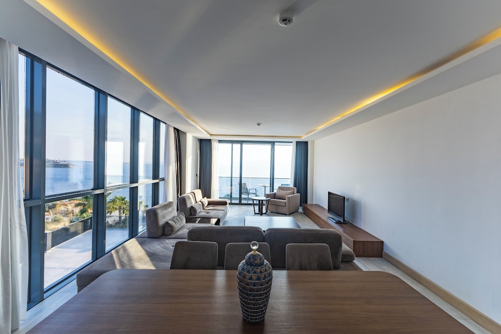 the nowness luxury hotel and spa adulty only