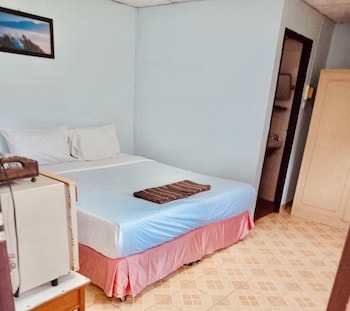 sawasdee place hotel mae hong son