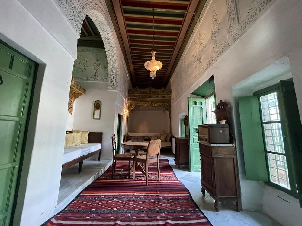 tunis