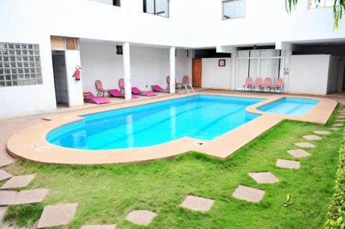 jess hotel