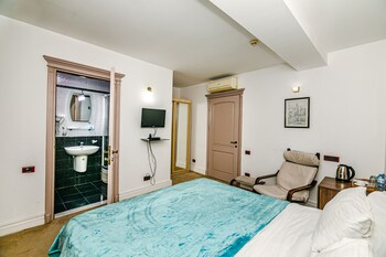 deniz inn boutique hotel