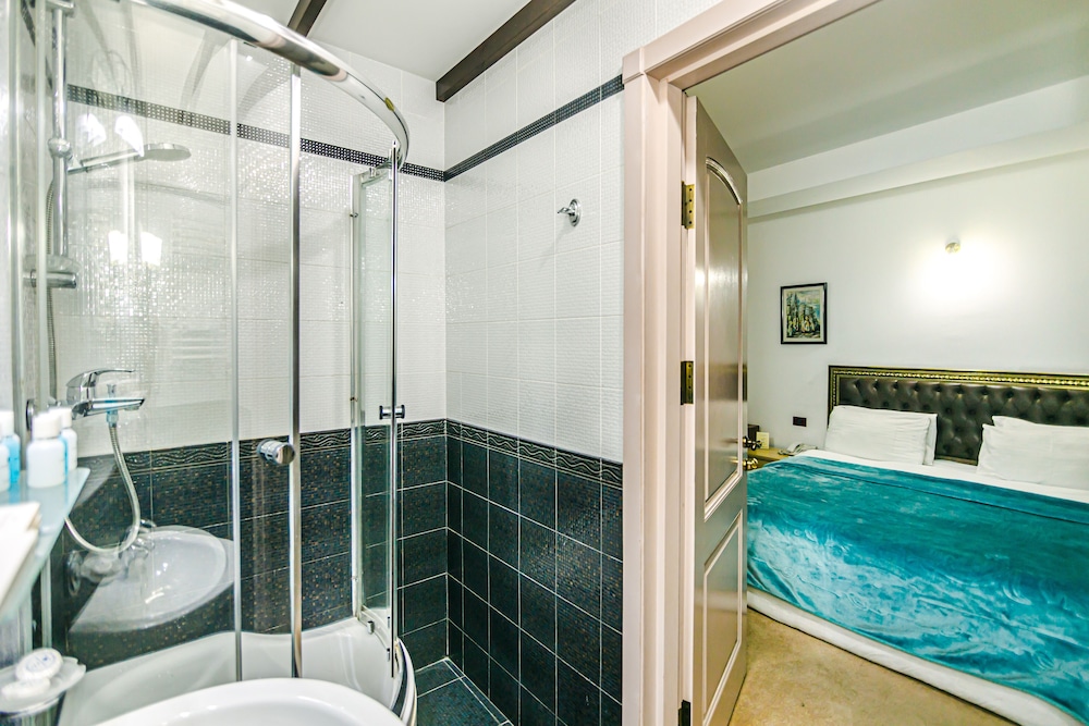 deniz inn boutique hotel