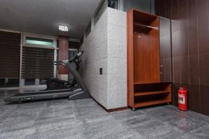 deluxe city hotel