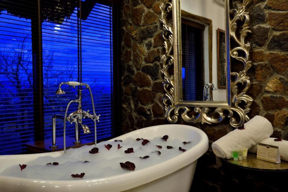 lake manyara national park