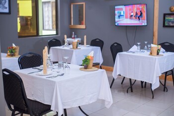 arusha giraffe lodge