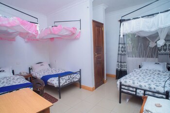 arusha giraffe lodge