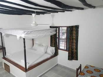 baraka aquarium bungalows