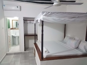 baraka aquarium bungalows