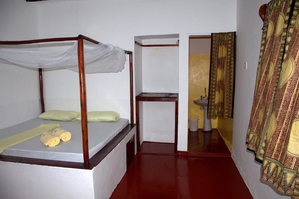 baraka aquarium bungalows