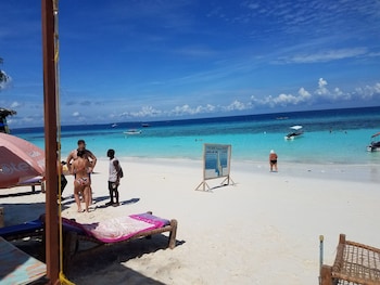 baraka aquarium bungalows