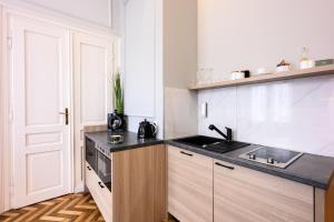 arts apartments