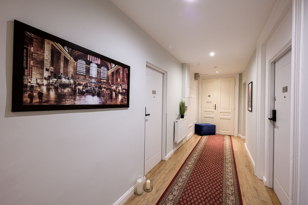 arts apartments