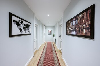 arts apartments