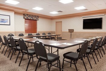 Super 8 By Wyndham Estevan,Saskatoon>>Estevan,3 star