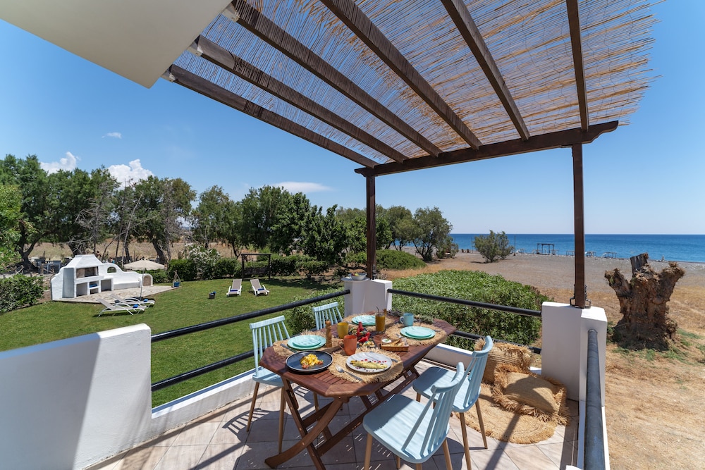 eco beach and magic garden