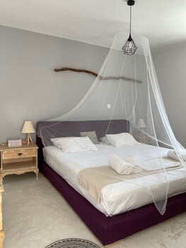 eco beach and magic garden