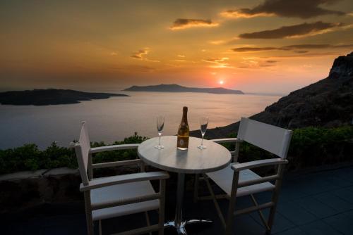 kratiras view luxury suites