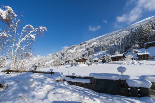 Das Kitz - Deluxe Chaletapartments,Jochberg>>Austrian Alps,4 star