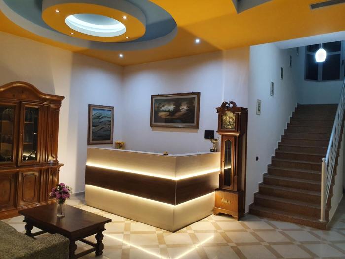 gurguri hotel