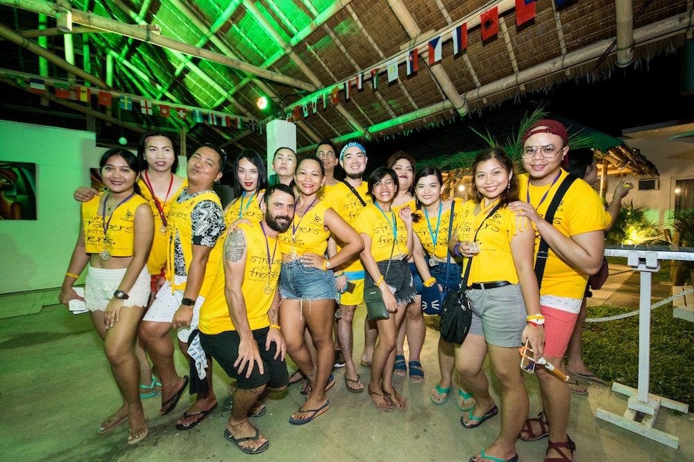 boracay backpackers