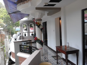 vali joe travel lodge