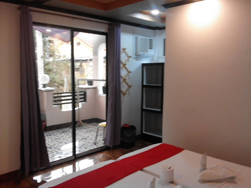 vali joe travel lodge
