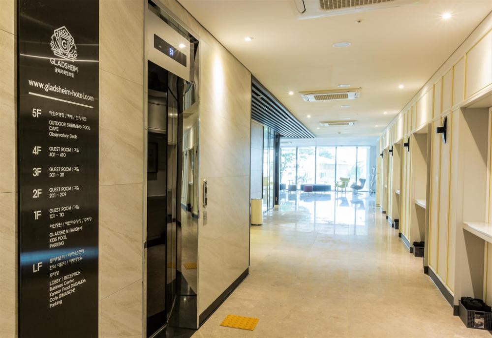 gladsheim hotel