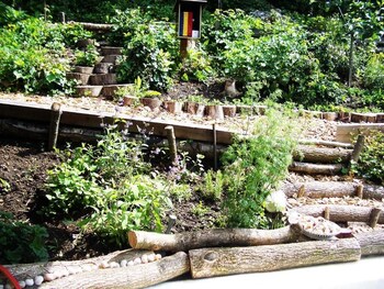 ferienhaus black and white